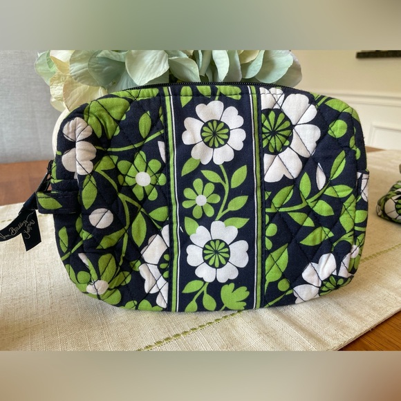 Vera Bradley 🍀 Lucky You 🍀 Weekender & cosmetic case travel set - Picture 6 of 8